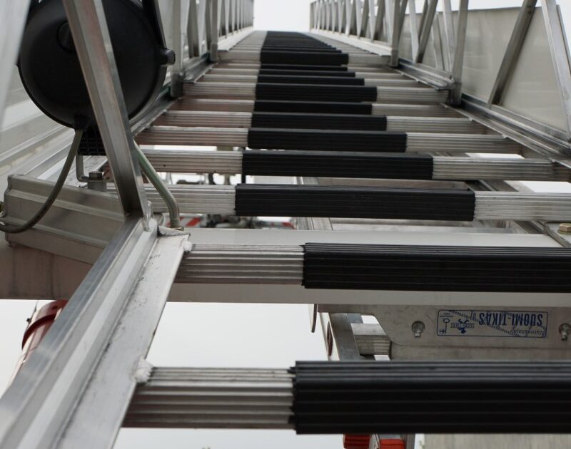 ENr-77 02.12.2017 14:39 Uhr – Lerchenstraße >> Türöffnung notwendig