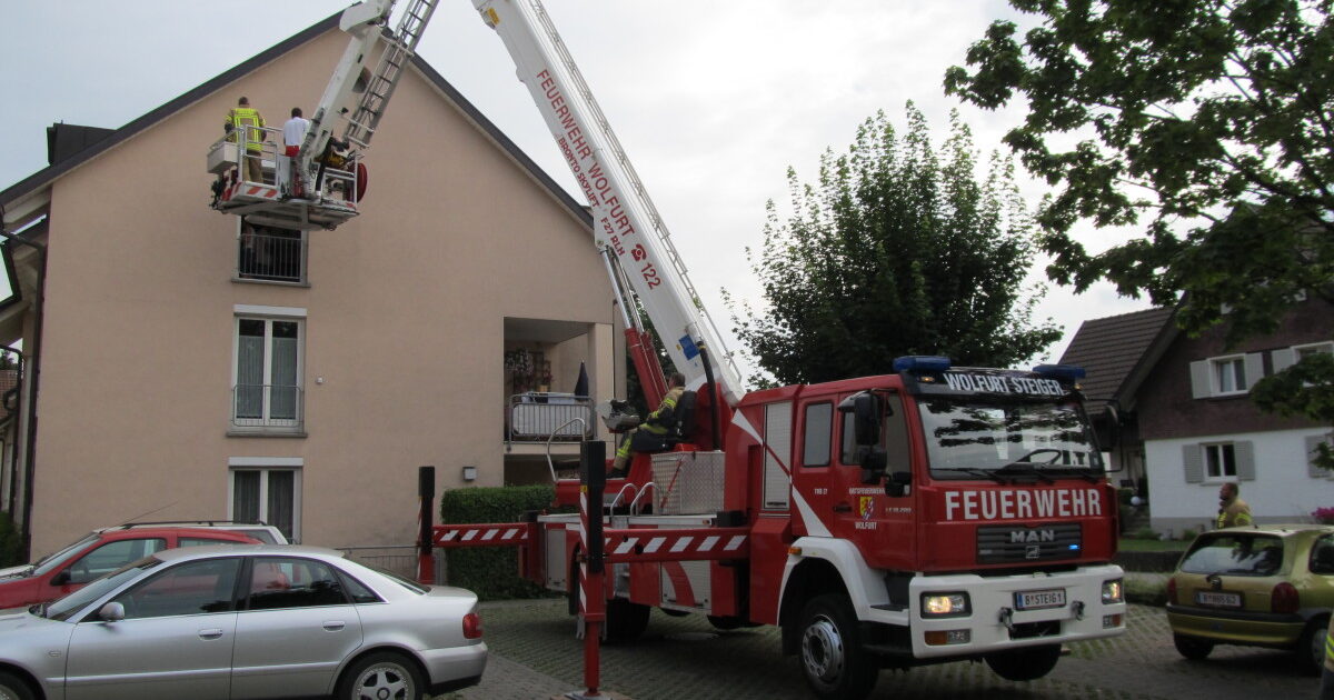 ENr-30 13.07.2015 17:55 Uhr – Neudorfstraße >> Patientenrettung
