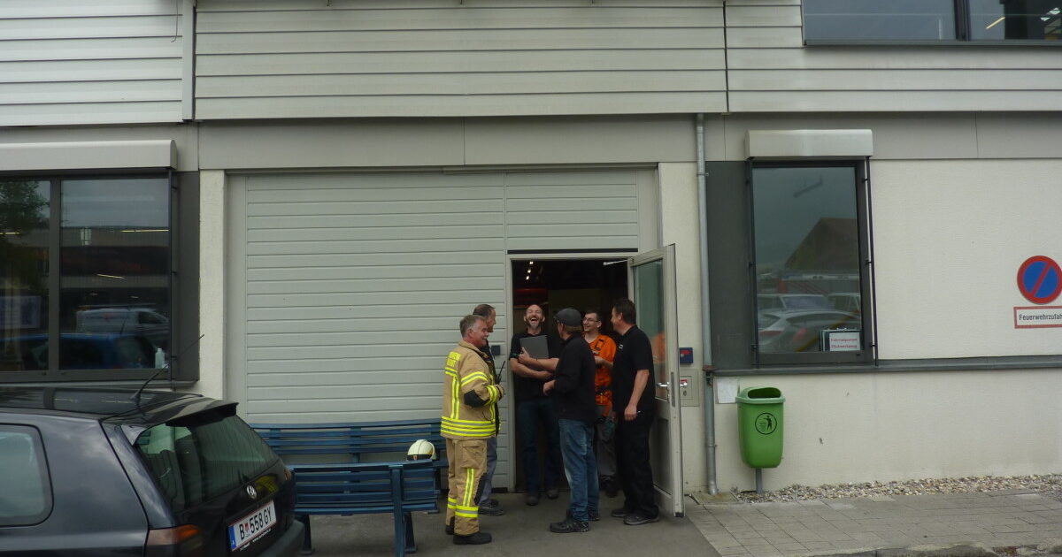 ENr-26 16.06.2015 13:33 Uhr – Kesselstraße >> BMA Meusburger hat ausgelöst