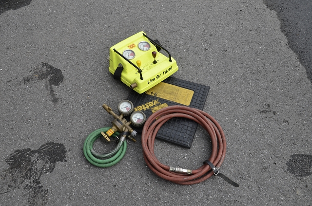 ENr-32 22.07.2014 09:21 Baum verlegt Straße