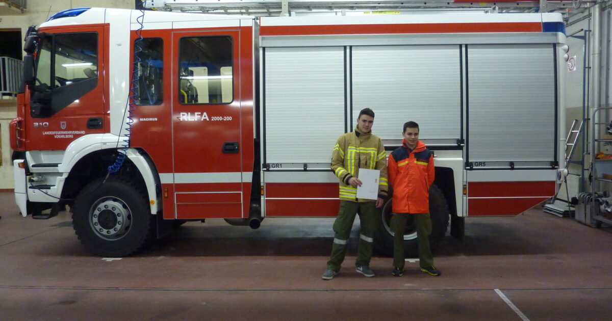 28.11.2015 Feuerwehrjugend Leistungsabzeichen in Gold