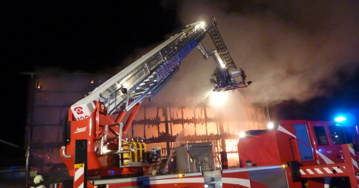 ENr-17 15.06.2016 22:48 Uhr – Lauterach >> Heustockbrand