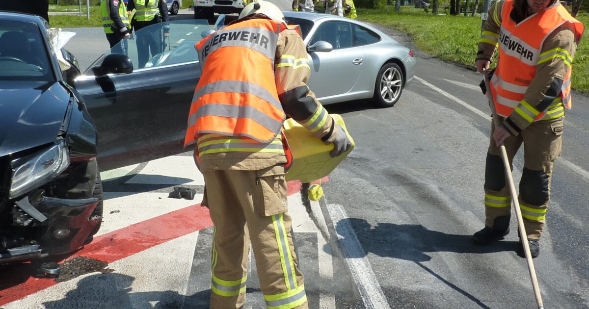 ENr-22 29.04.2017 13:06 Uhr – Senderstraße >> Verkehrsunfall