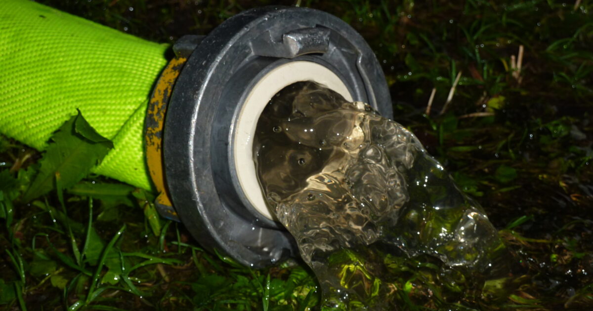 Einsatz-Nr. 47 03.06.2024 11:05 Uhr – Flotzbachstraße >> Wasser in Werkstatt