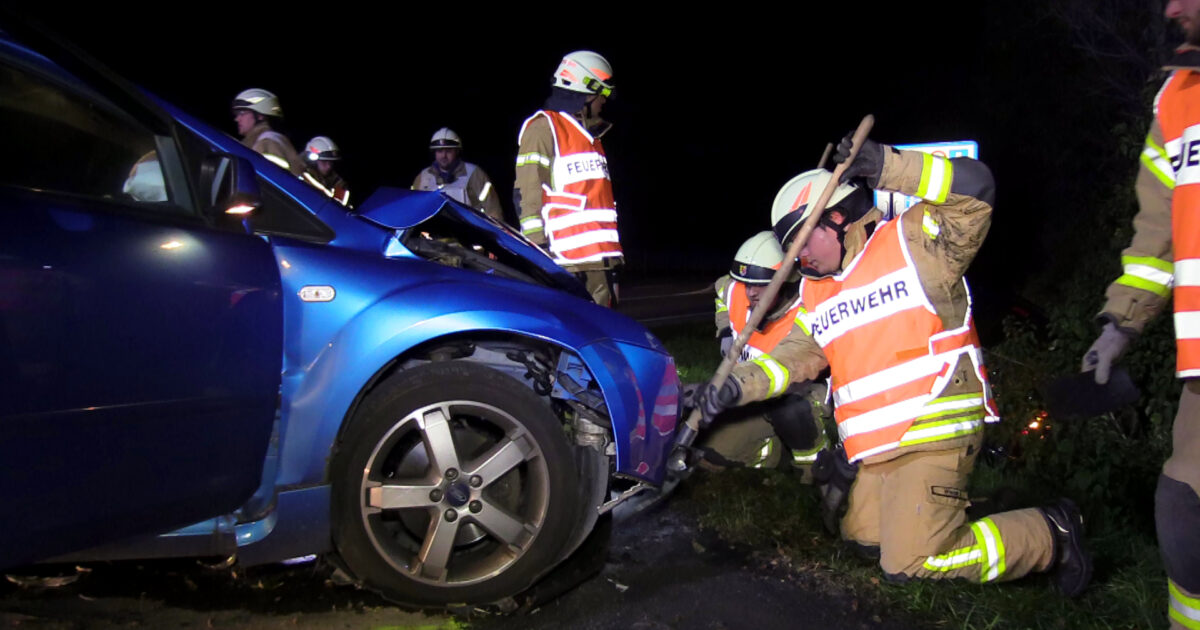 ENr-63 03.10.2017 21:51 Uhr – Senderstraße >> Verkehrsunfall