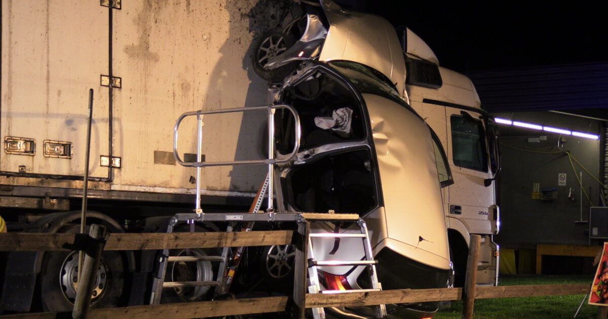 ENr-35 11.06.2018 01:01 Uhr – Achstraße >> Verkehrsunfall