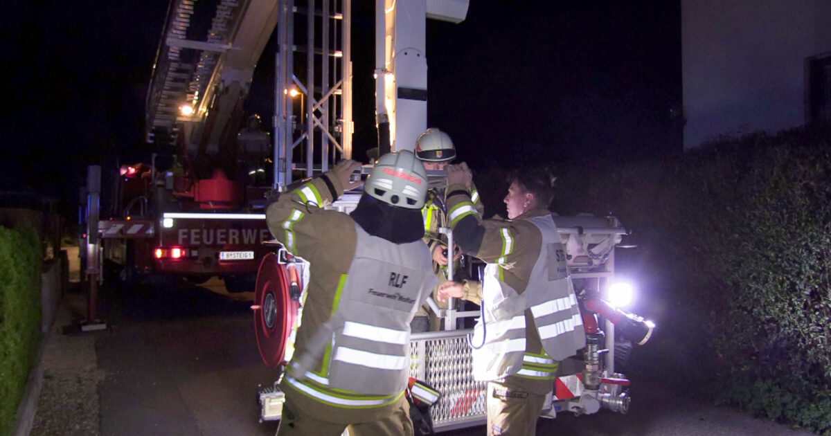 ENr-62 14.10.2018 19:53 Uhr – Rosenstraße >> Patientenbergung