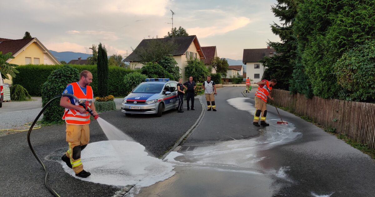 ENr-53 11.08.2020 19:54 Uhr – Grenzstraße >> Ölspur