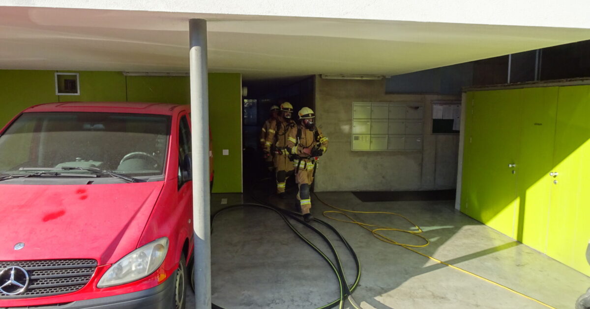 ENr-63 02.09.2020 17:48 Uhr – Kesselstraße >> unklare Rauchentwicklung