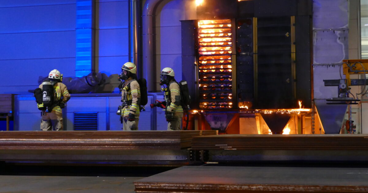 Einsatz Nr-51 & 52 04.06.2021 22:04 Uhr –  Brand Filteranlage in der Konrad-Doppelmayr-Straße