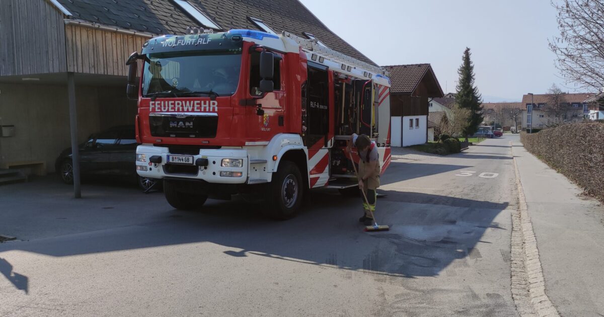 Einsatz Nr-16 26.03.2022 13:30 Uhr – Raiffeissenstraße>> Ölspur