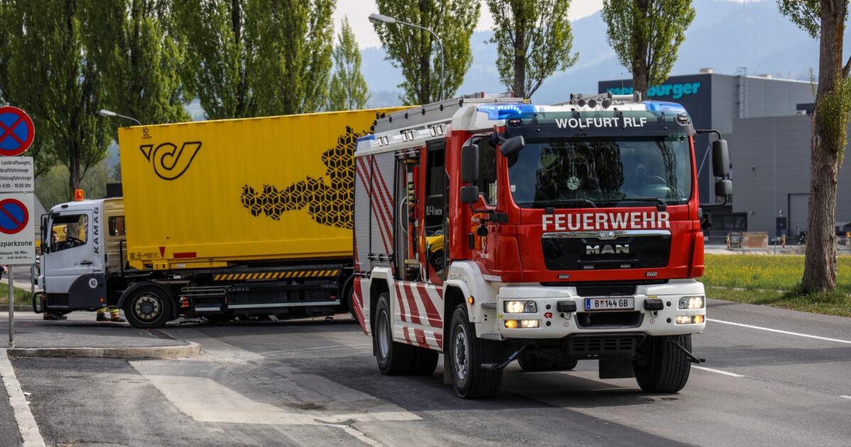 Einsatz Nr-25 22.04.2022 13:14 Uhr – Senderstraße >> Verkehrsunfall LKW gegen PKW