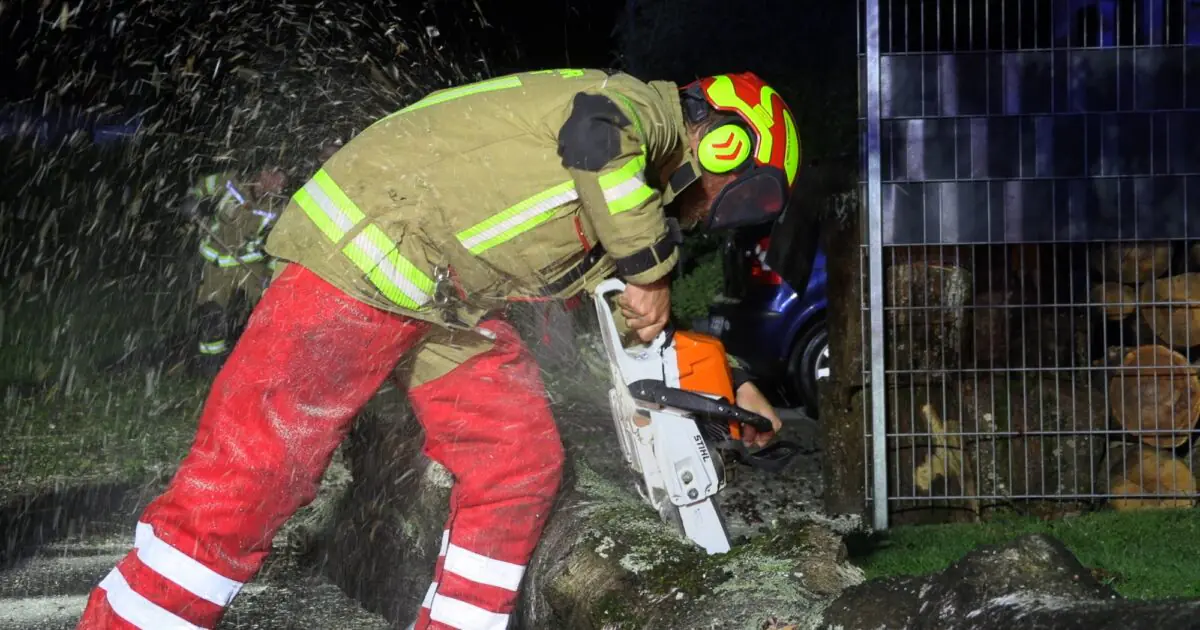 Einsatz Nr-57 bis 62 27.06.2022 22:34 Uhr – WOLFURT >> Sturmschaden