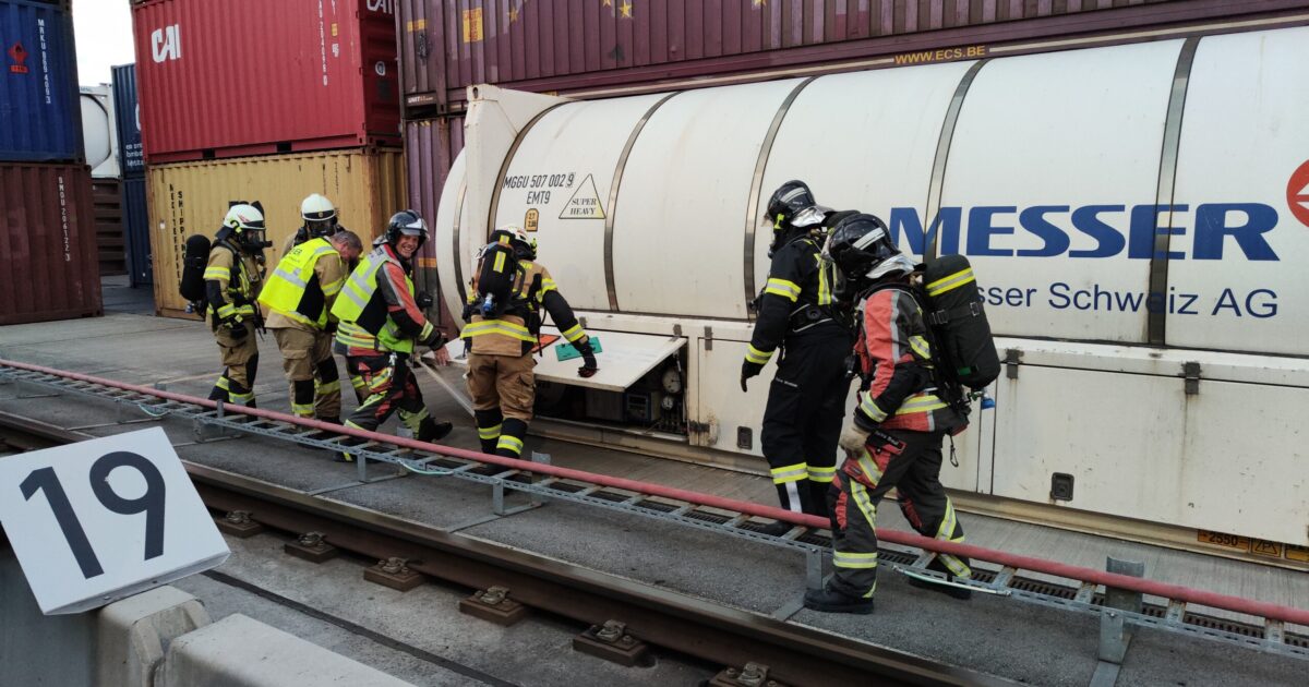 Einsatz Nr-46 13.06.2022 21:09 Uhr – Güterbahnhof >> Gefahrgutaustritt