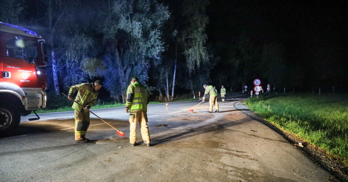 Einsatz Nr-339 05.10.2022 20:55 Uhr – Senderstraße >> Ölspur