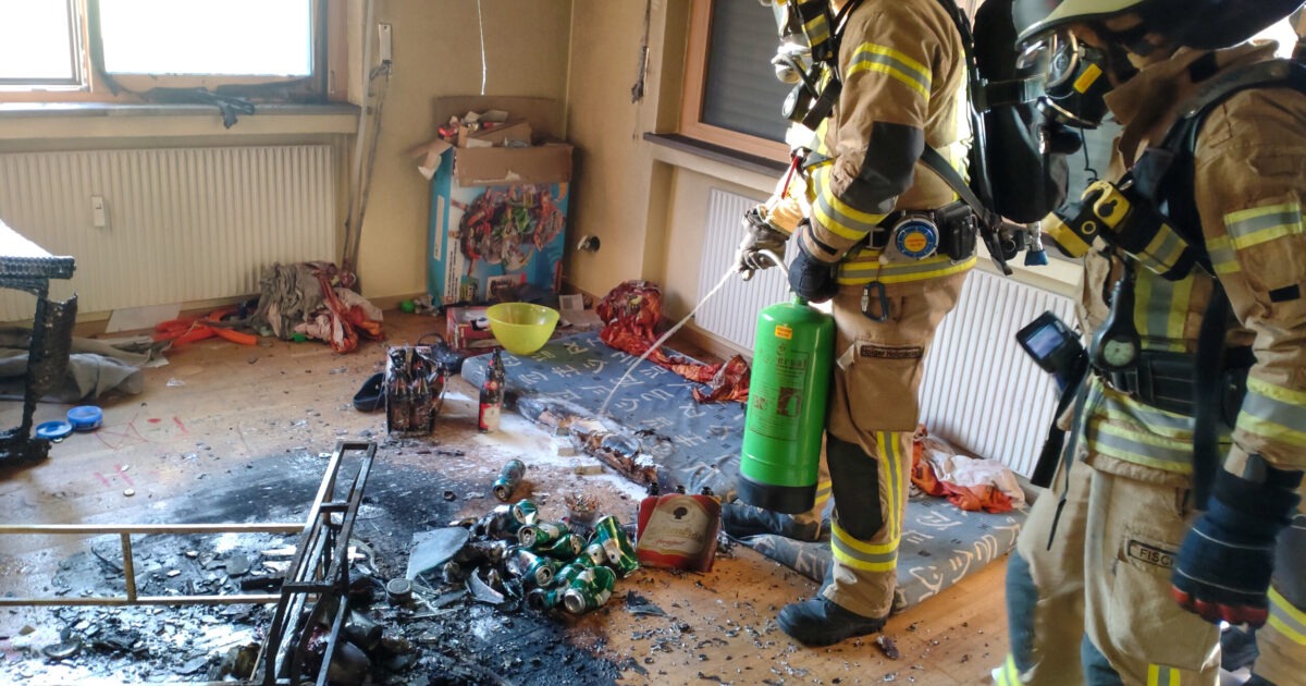 Einsatz Nr-04 08.02.2023 08:24 Uhr – Flurstraße >> Zimmerbrand