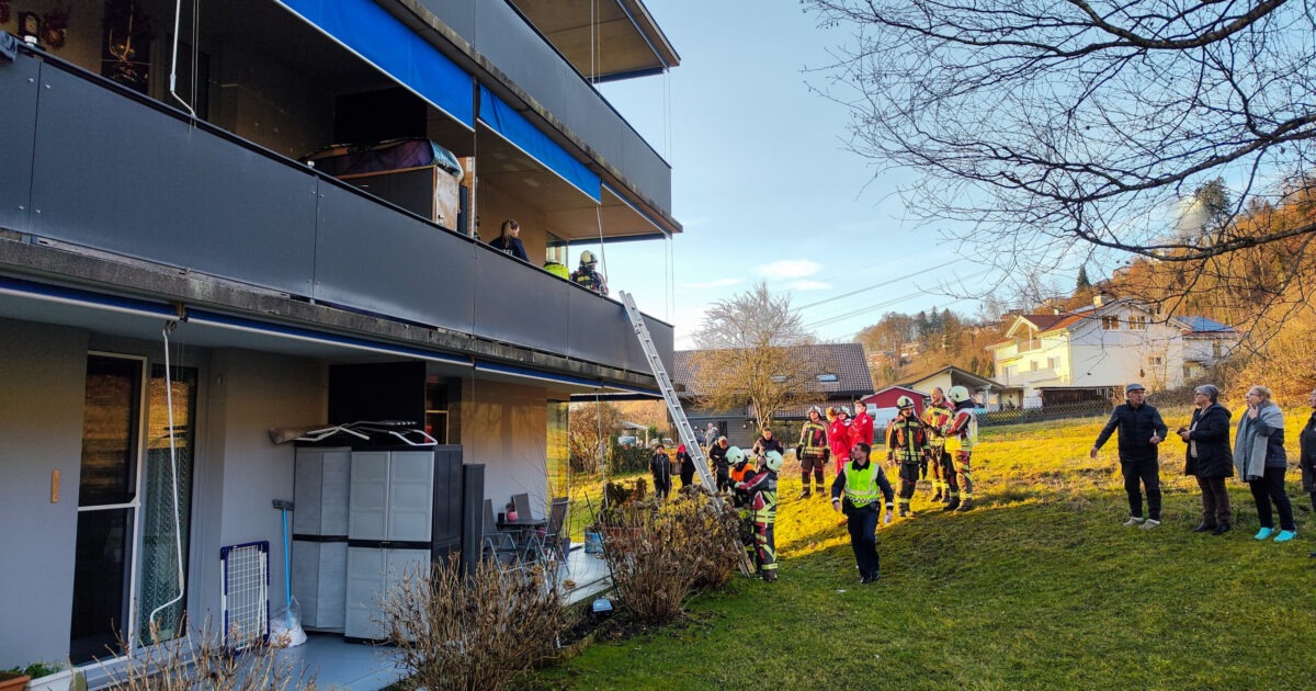 Einsatz Nr-06 20.02.2023 17:10 Uhr – SCHWARZACH Klosterwiesweg >> Brandmelder hörbar > Starke Rauchentwicklung