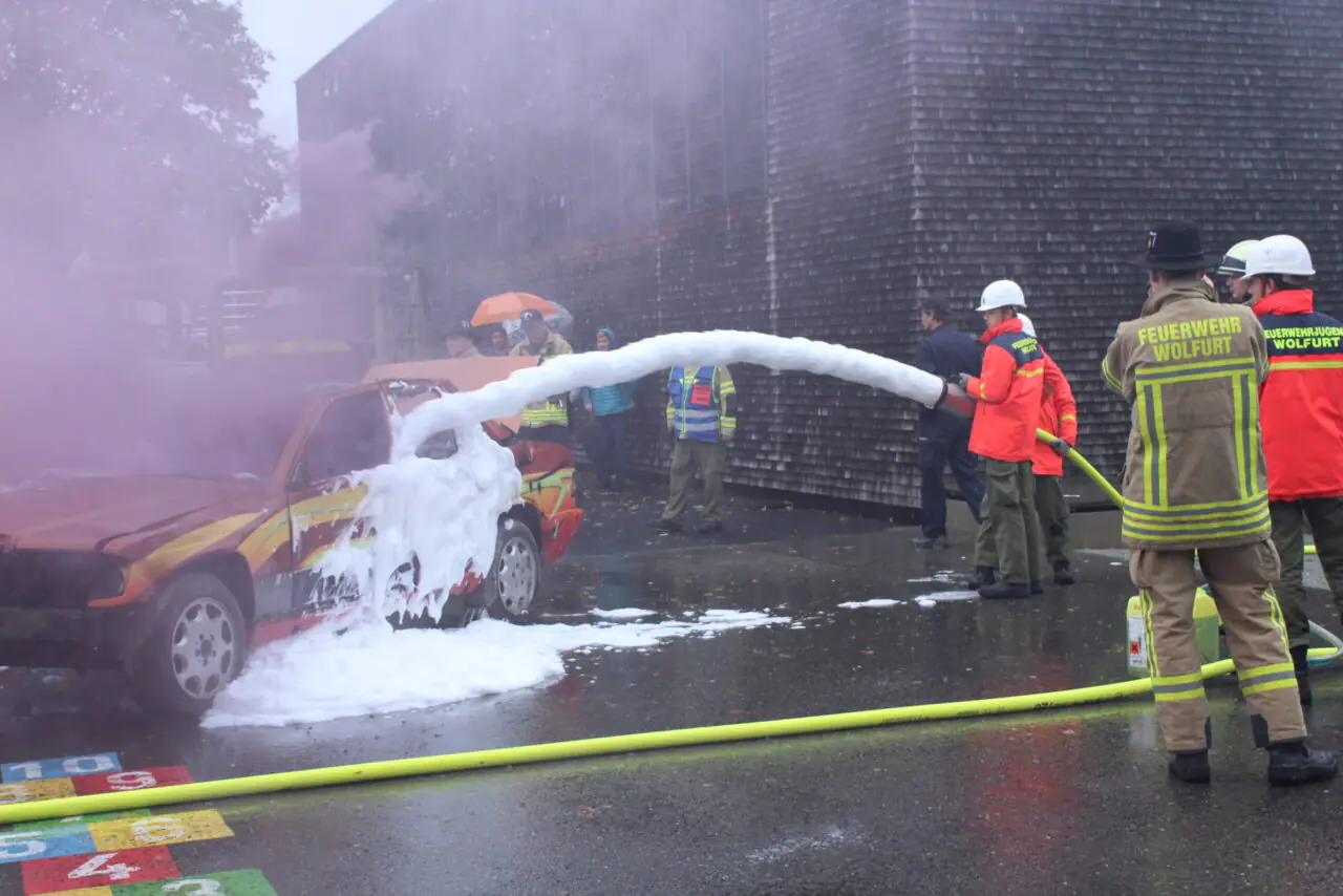 Feuerwehrjugend Wolfurt bei einer Übung