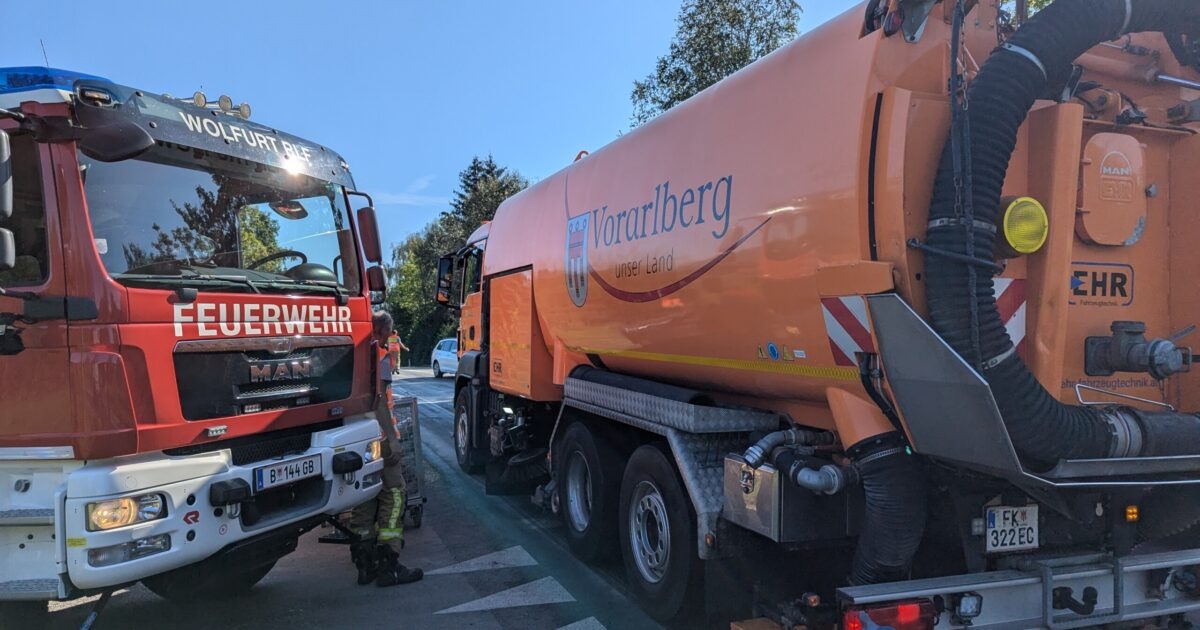 Einsatz-Nr. 113 20.09.2024 09:57 Uhr – Senderstraße>> Ölspur