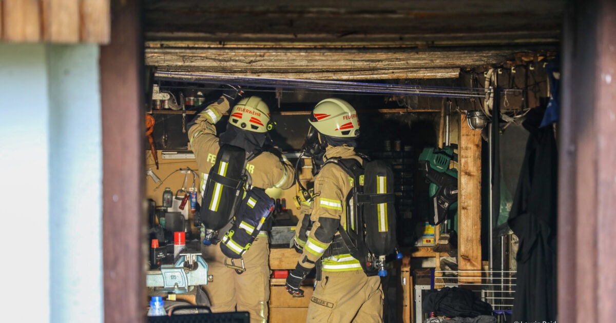 Einsatz-Nr. 110 17.09.2024 10:04 Uhr – Hofsteigstraße>> Kellerbrand