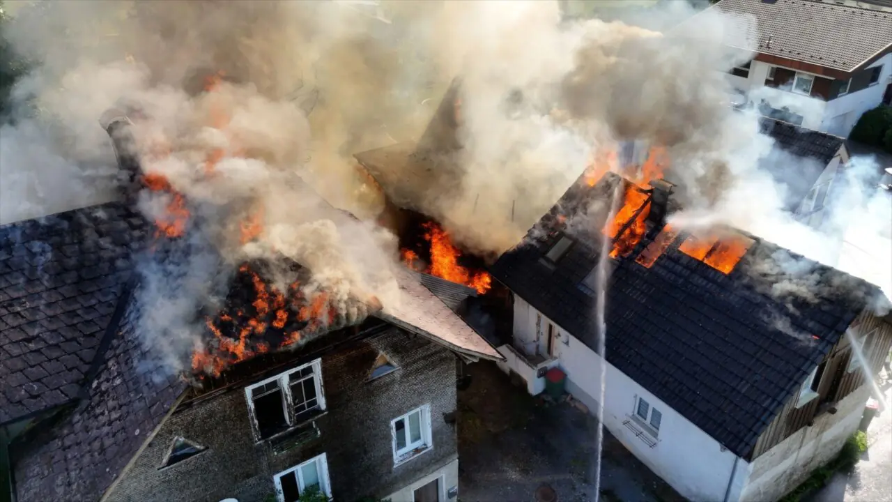 Vollbrand Lauterach Lerchenau – drei Gebäude in Vollbrand, 19.08.2025