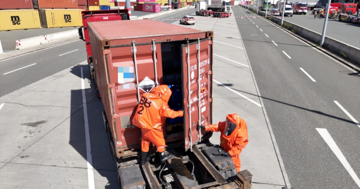 Flüssigkeitsaustritt bei Container am Güterbahnhof Wolfurt