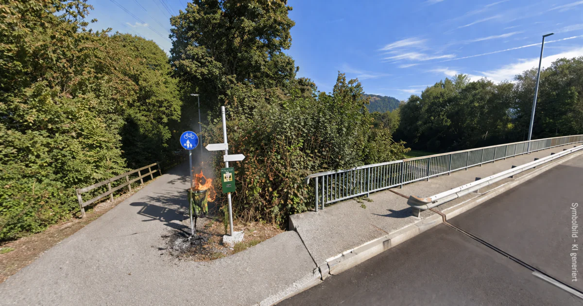 Müllkübelbrand in der Lauteracherstraße